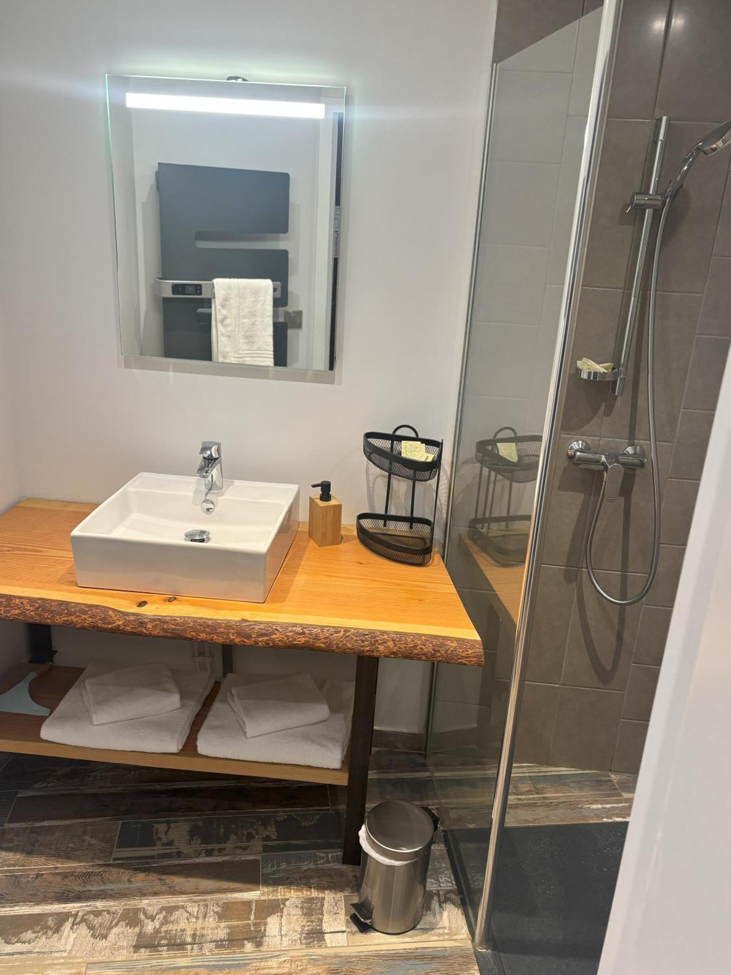 Les 12 De Larros Aparthotel Gujan-Mestras Luaran gambar