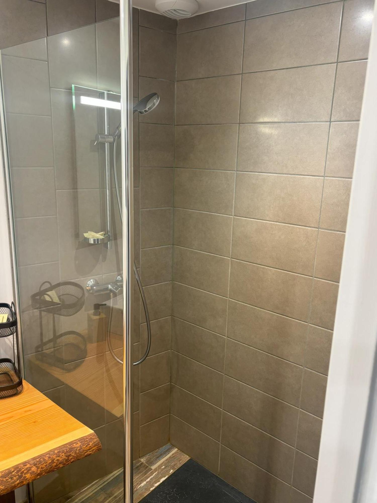 Les 12 De Larros Aparthotel Gujan-Mestras Luaran gambar